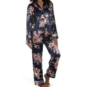 NWT Women's Lilac+London Satin long sleeve Pajama shirt and pant set, Navy flora